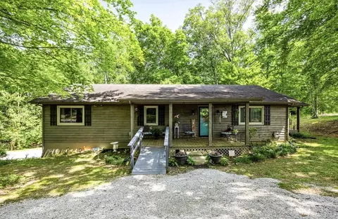 1390 Littrell Rd, Smiths Grove, KY 42171