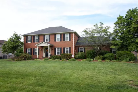 643 Newberry St, Bowling Green, KY 42103