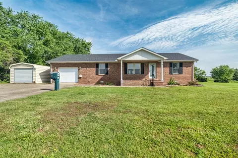6160 Clarksville Rd, Russellville, KY 42276