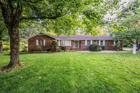 641 Dunbarton Ave, Bowling Green, KY 42104