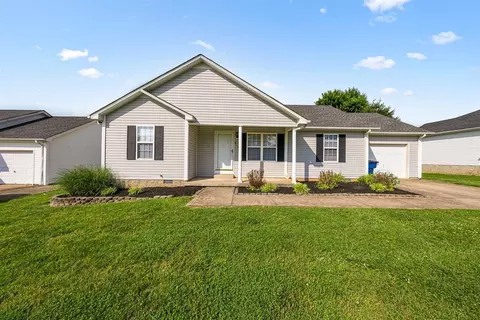 810 Red Clover Ave, Bowling Green, KY 42104