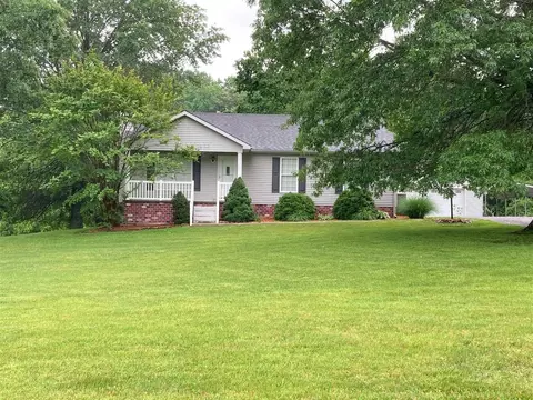 551 J W York Rd, Scottsville, KY 42164