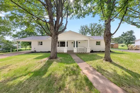 207 Fairview Ave, Franklin, KY 42134