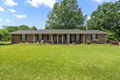 121 Prospect Ln, Bowling Green, KY 42104