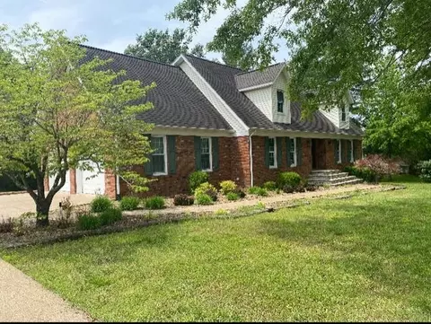 134 Ridgewood Ln, Greenville, KY 42345