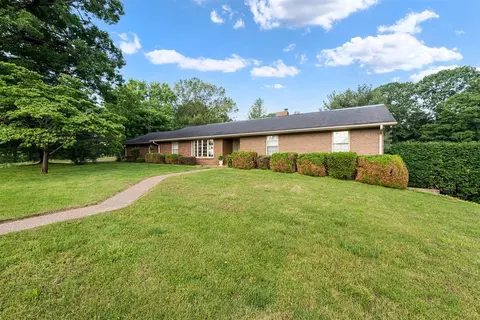 5177 New Glasgow Rd, Scottsville, KY 42164