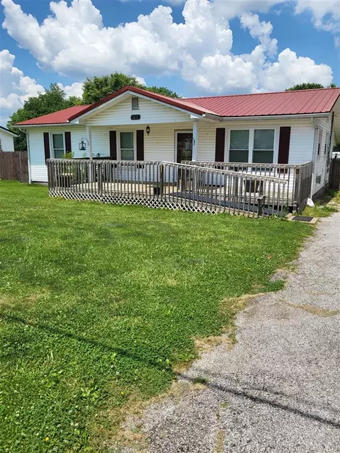 1128 Highland Lick Rd, Russellville, KY 42276