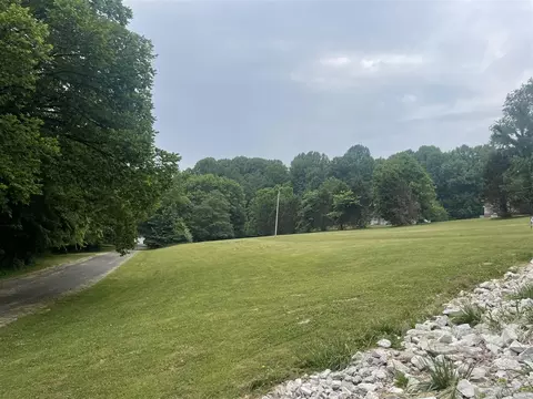 Whispering Woods Road, Glasgow, KY 42141