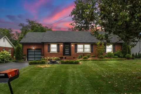 714 Magnolia St, Bowling Green, KY 42103
