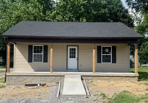 117 E Cedar St, Scottsville, KY 42164