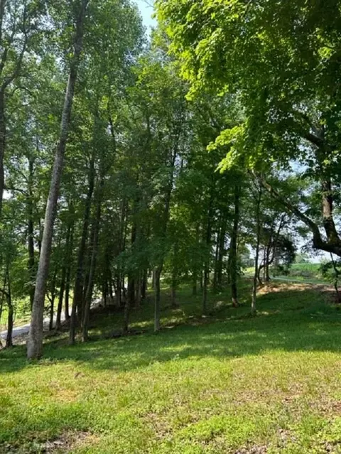 1401 Caven Bend Rd, Greensburg, KY 42743