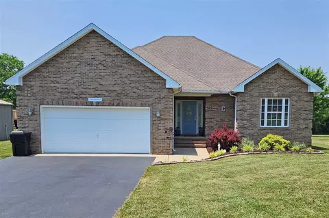 176 B Cassitty Rd, Woodburn, KY 42170