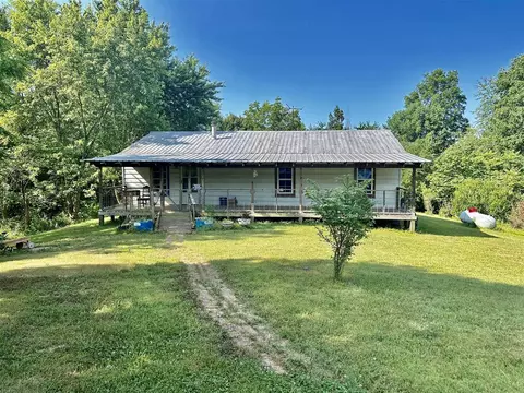 935 Taylor Cemetery Rd, Morgantown, KY 42261