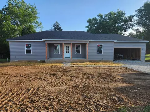 217 Logan Ln, Franklin, KY 42134