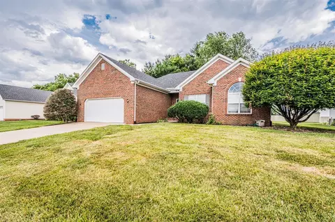 923 Angelica St, Bowling Green, KY 42104