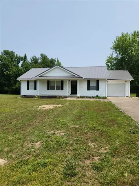 160 Race St, Smiths Grove, KY 42171