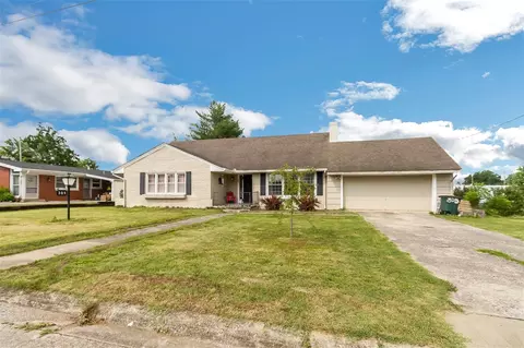 305 Duke St, Cave City, KY 42127