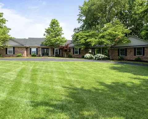 1040 Grider Pond Rd, Bowling Green, KY 42104