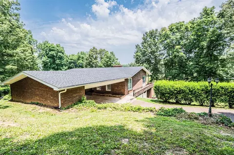 4049 Bowling Green Rd, Morgantown, KY 42261