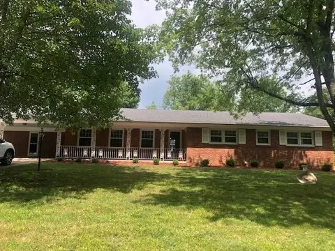 514 Maple Ln, Central City, KY 42330