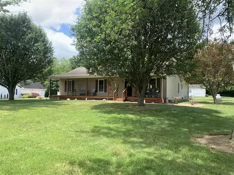 445 W Villa Dr, Bowling Green, KY 42101