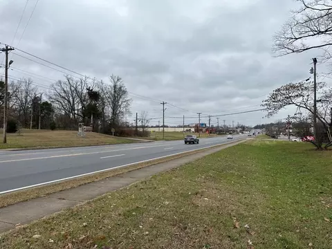 2540 Nashville Rd, Bowling Green, KY 42101