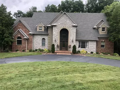 198 Bent Creek Ct, Bowling Green, KY 42103