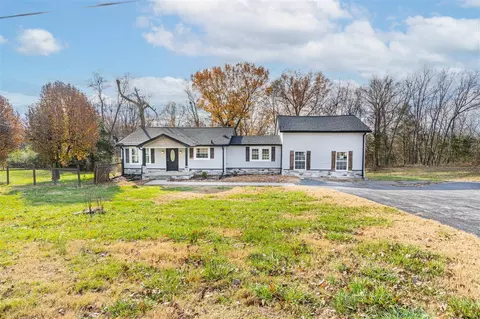 2845 Detour Rd, Bowling Green, KY 42101