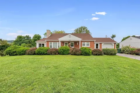 3033 S Dixie Hwy, Horse Cave, KY 42749