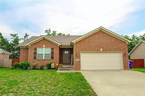 2891 Gunsmoke Trail Way, Bowling Green, KY 42101