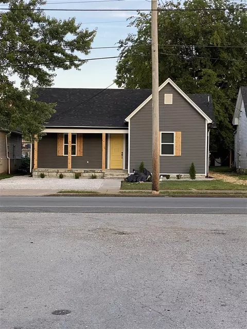 1274 Adams St, Bowling Green, KY 42101