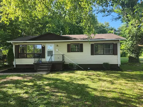 533 E 3rd St, Russellville, KY 42276
