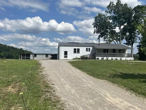 669 Yoder Rd, Marion, KY 42064