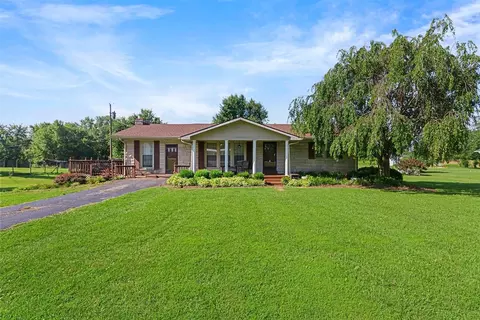 8009 Highway 259, Bee Spring, KY 42207