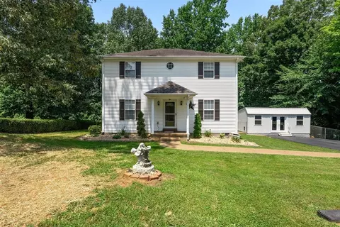 80 Kemm Ln, Scottsville, KY 42164