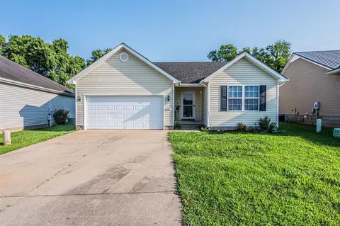 206 Pirates Cove Ln, Bowling Green, KY 42103