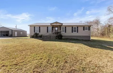 10798 Brownsville Rd, Morgantown, KY 42261