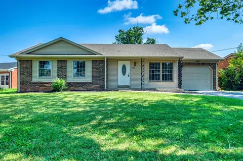 117 Whispering Hills Blvd, Bowling Green, KY 42101