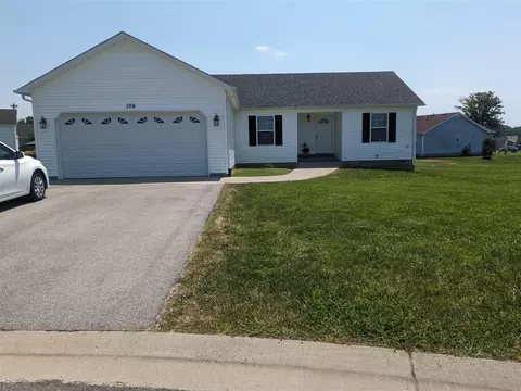 104 Vancouver Ct, Bowling Green, KY 42101