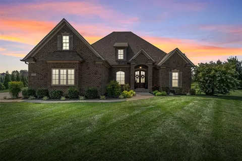 400 Castle Peak Ct, Bowling Green, KY 42104