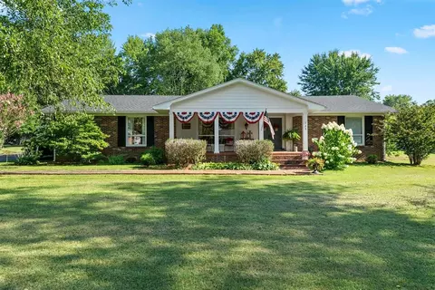 305 Cardinal Dr, Franklin, KY 42134