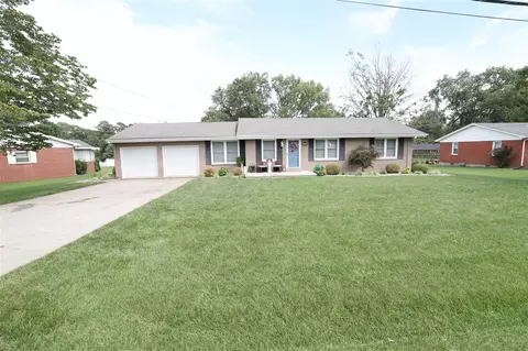 219 Kelly Dr, Glasgow, KY 42141