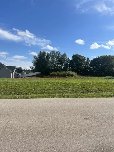 319 Collett Rd, Bowling Green, KY 42104