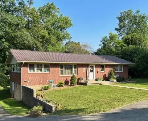 608 W Back St, Munfordville, KY 42765