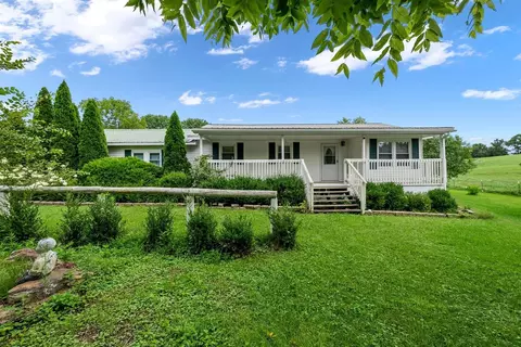 302 Buck Self Rd, Brownsville, KY 42210