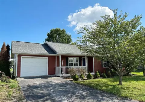 120 Belgium Ct, Bowling Green, KY 42101