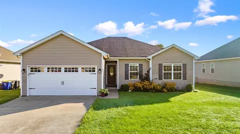 272 Maple Hill Ct, Bowling Green, KY 42101