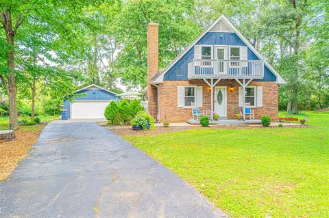 262 Sylvan Cir, Bowling Green, KY 42101