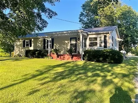 372 Lafferty Rd, Horse Cave, KY 42749