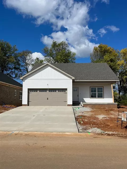 874 Mcintyre St, Bowling Green, KY 42101
